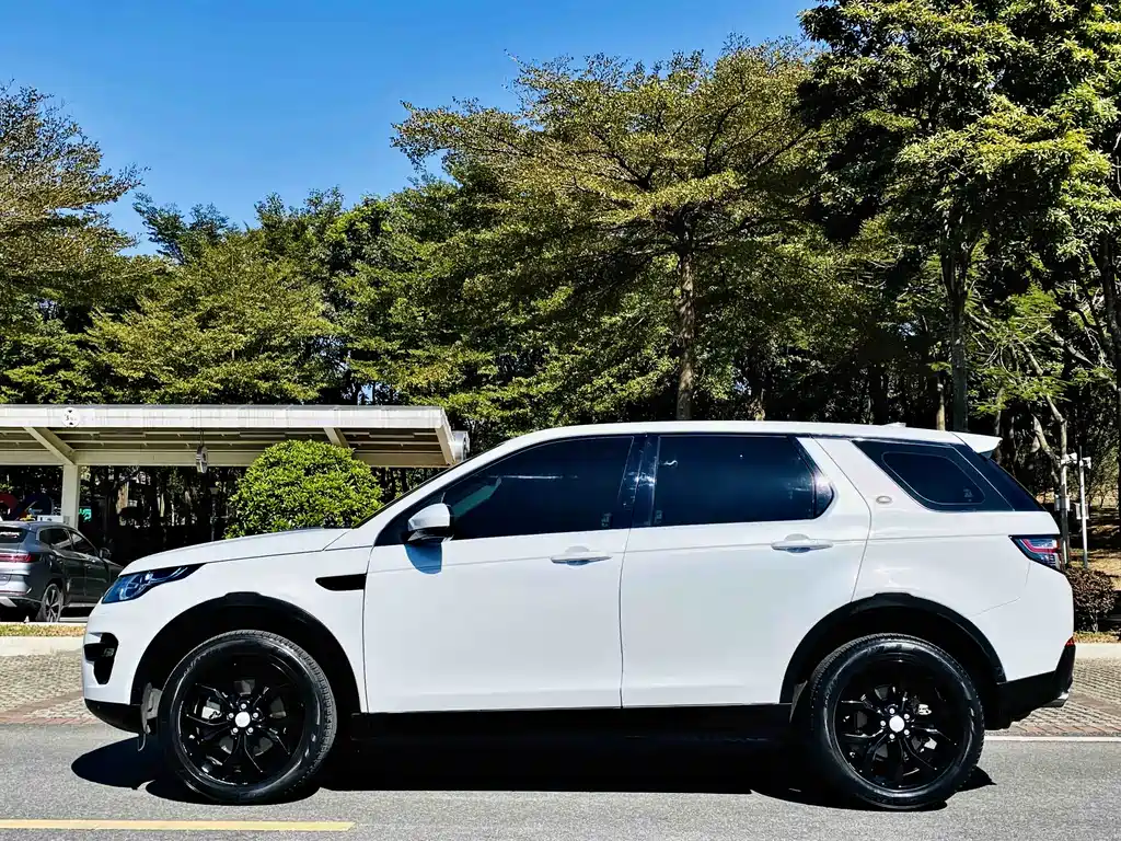 Land Rover Discovery Sport 2018 — фото 4