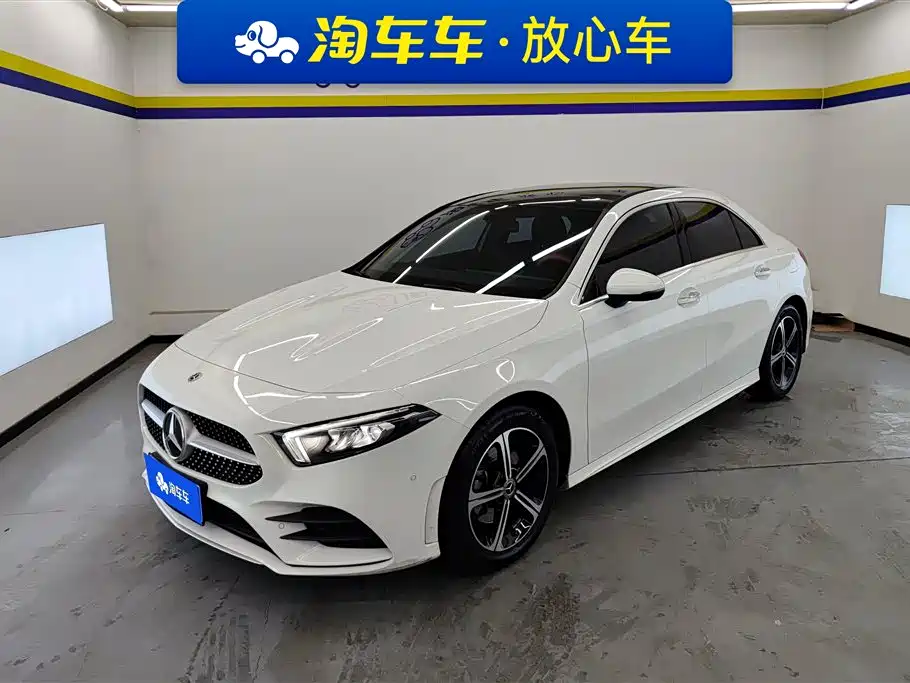 Mercedes-Benz A-Class 2023 — фото 1