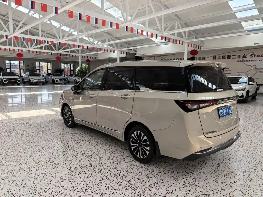 Wuling Jiachen 2022