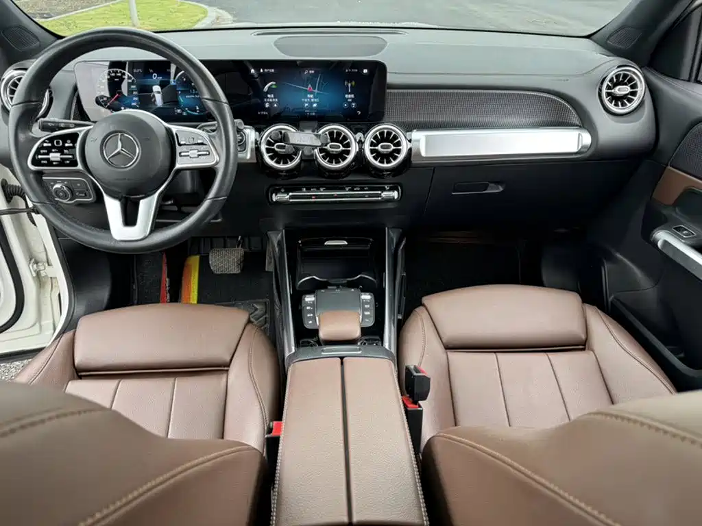 Mercedes-Benz GLB 2021 — фото 18