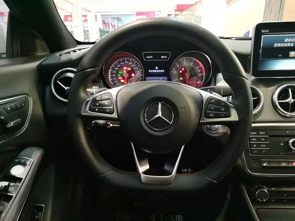 Mercedes-Benz CLA 2016 — фото 8