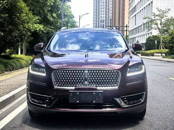 Lincoln Nautilus 2019