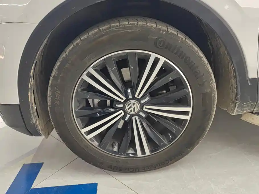 Volkswagen Tiguan L 2020