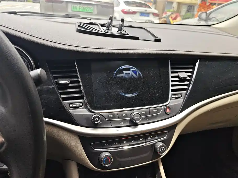 Buick Verano 2017 — фото 13