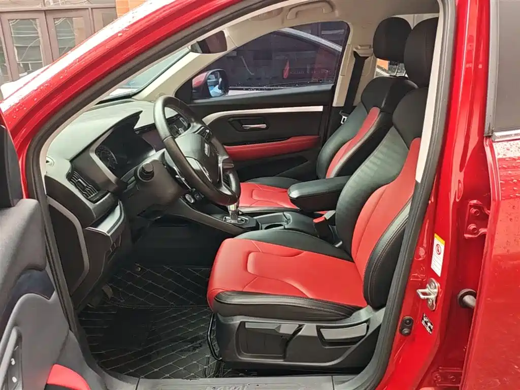 Haval H2s 2017 — фото 15