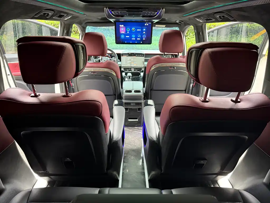 GAC Motor Trumpchi M8 2023 — фото 35