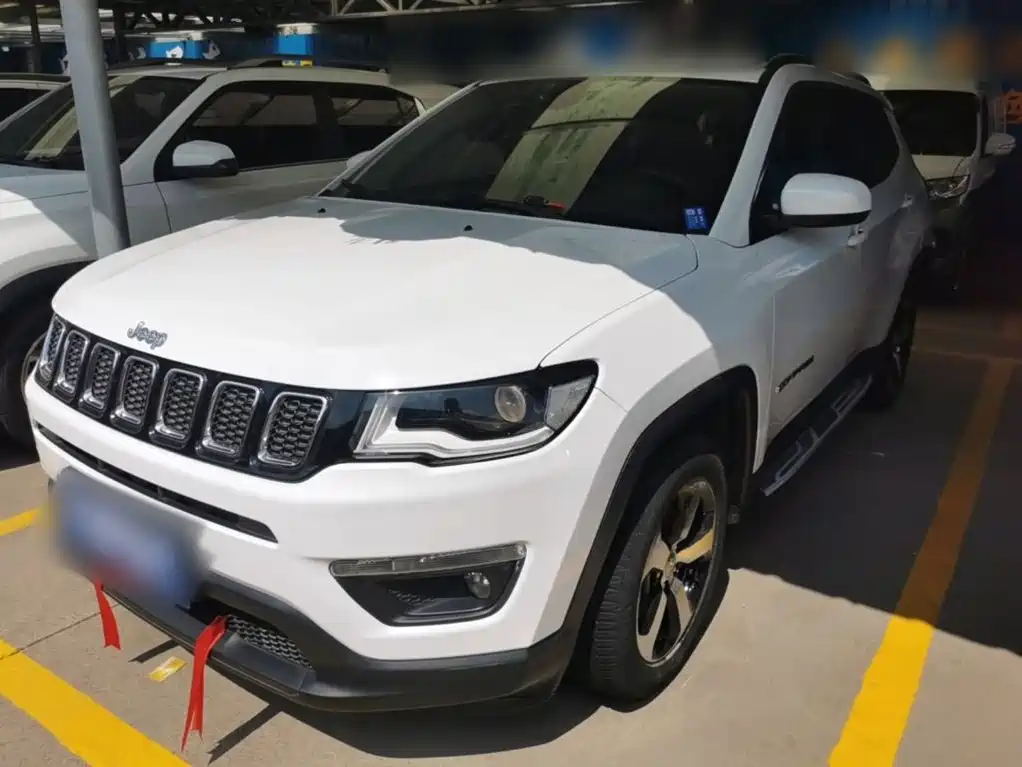 Jeep Compass 2019 — фото 1