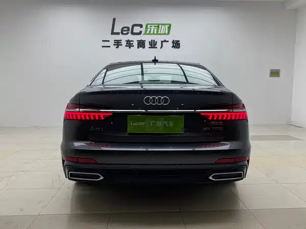 Audi A6L 2022
