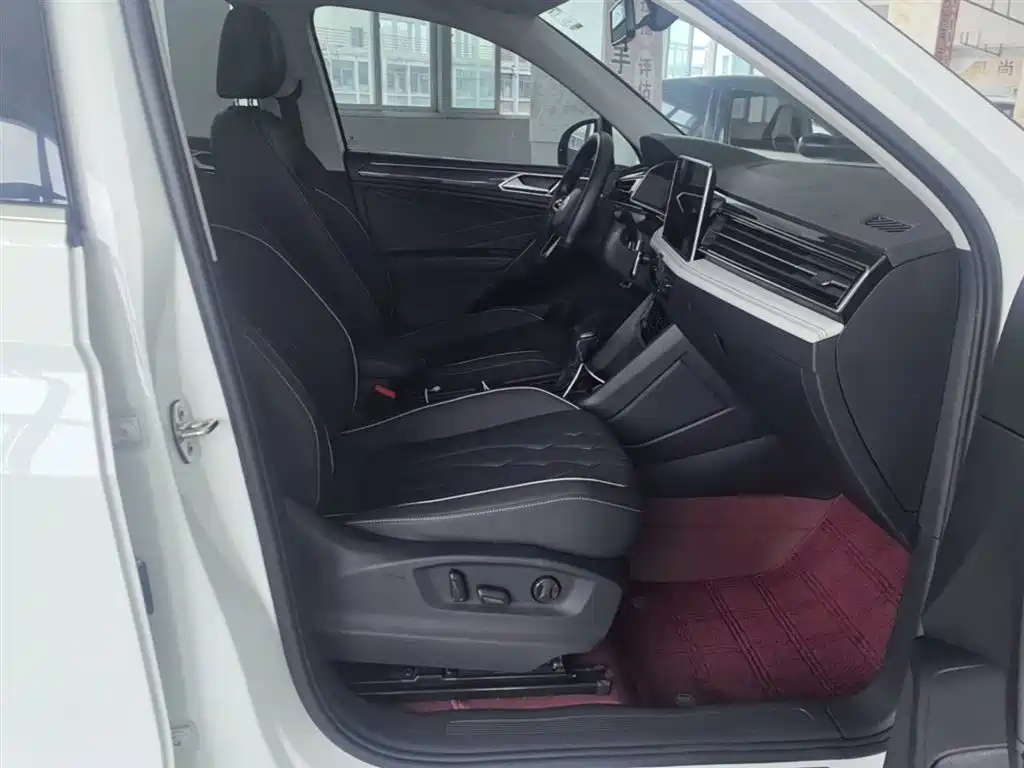 Volkswagen Tiguan L 2022 — фото 25