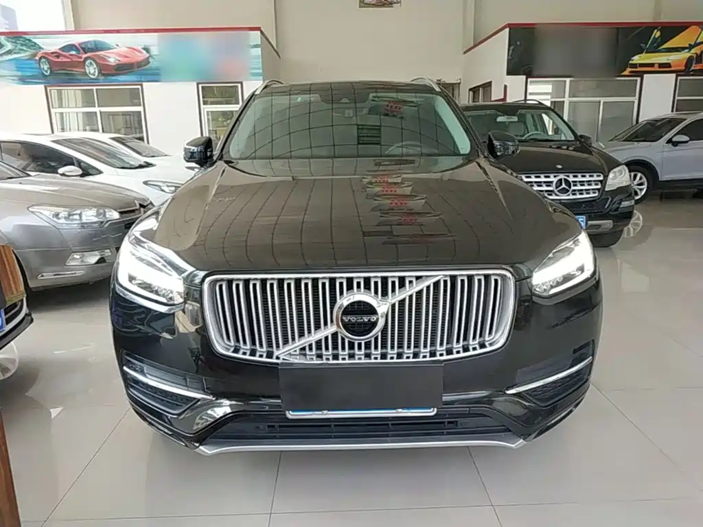 Volvo XC90 2019