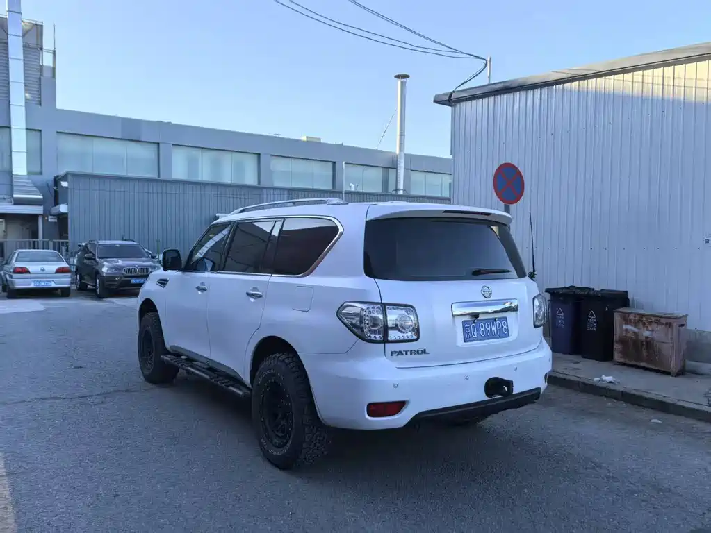 Nissan Patrol 2018 — фото 10