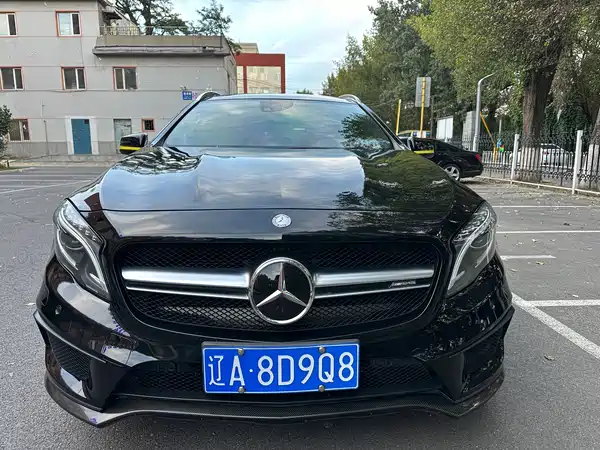 Mercedes-Benz GLA AMG 2015