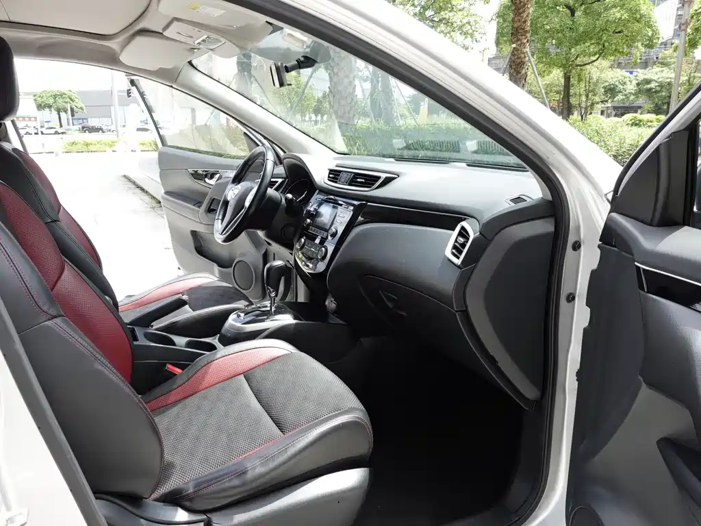 Nissan Qashqai 2016 — фото 10