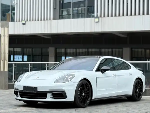 Porsche Panamera 2017