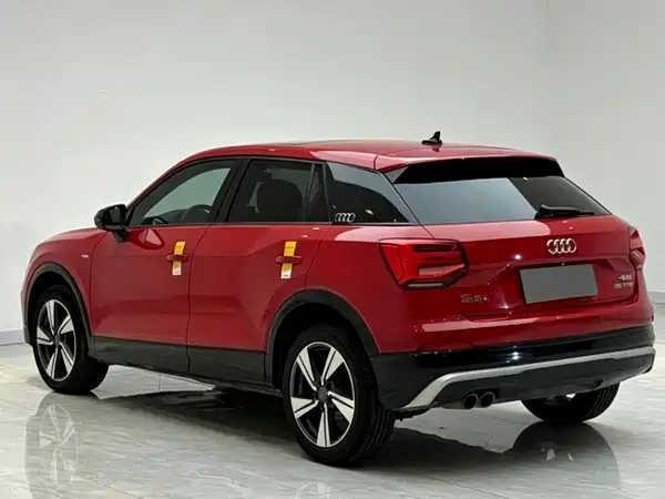 Audi Q2L 2021