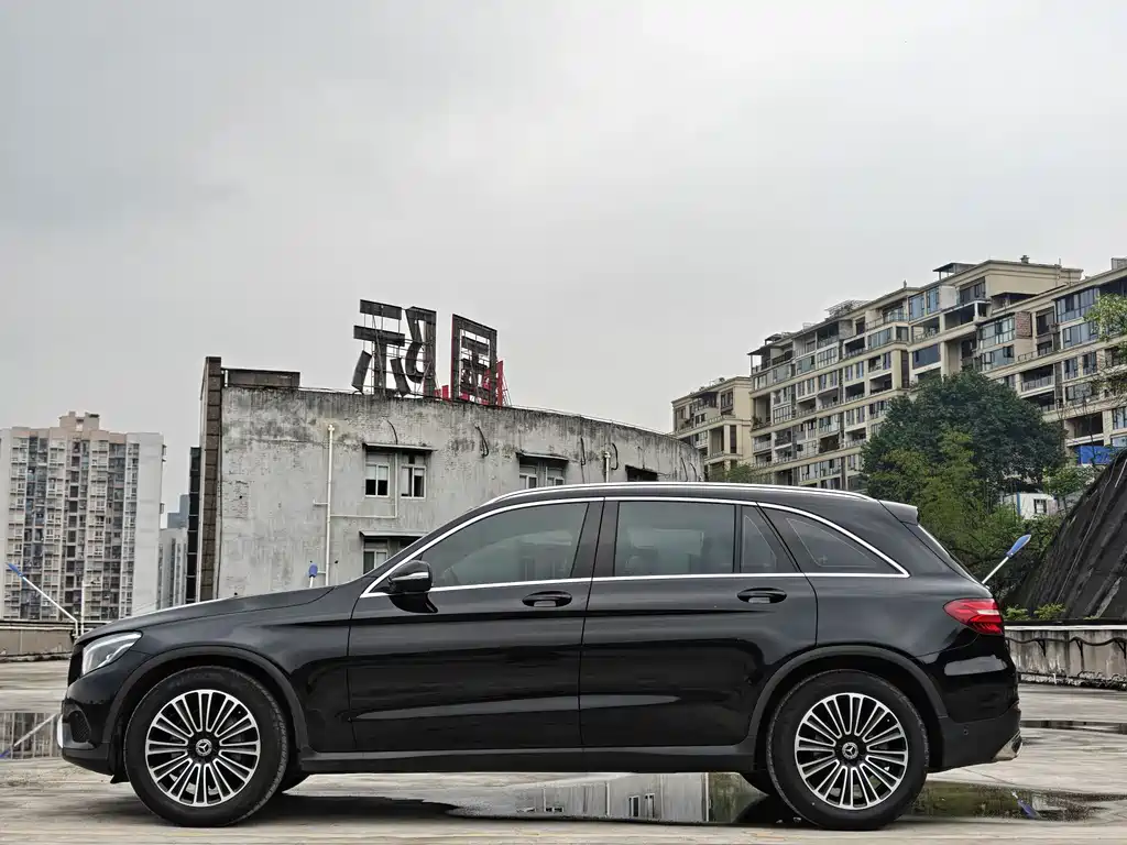 Mercedes-Benz GLC 2019 — фото 16