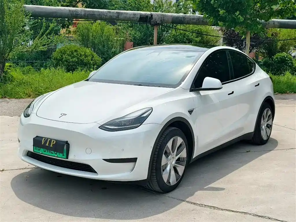 Tesla Model Y 2022 — фото 1
