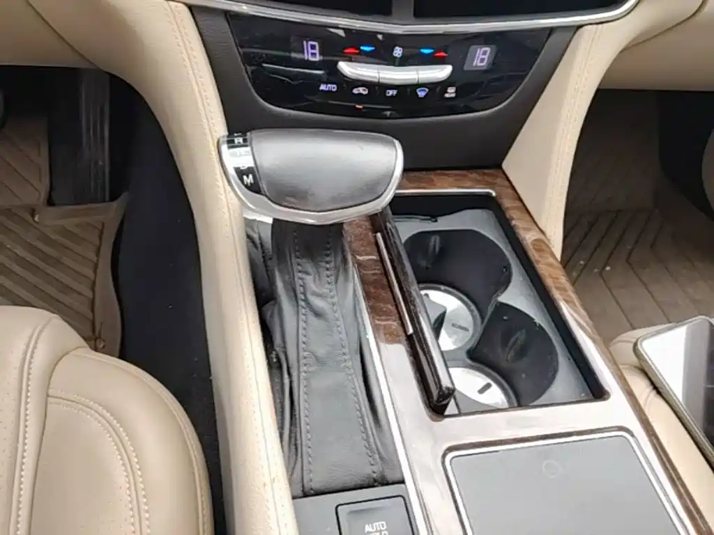 Cadillac CT6 2018 — фото 14