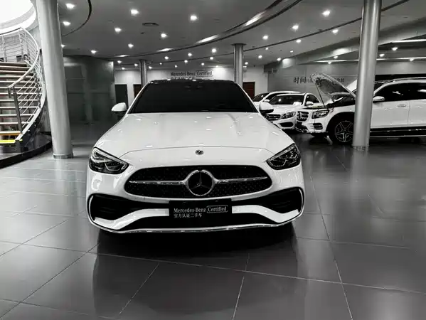 Mercedes-Benz C-Class 2026