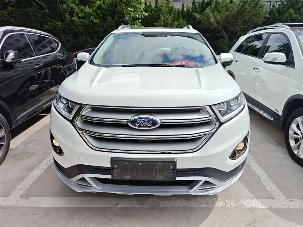 Ford Edge 2018 — фото 3