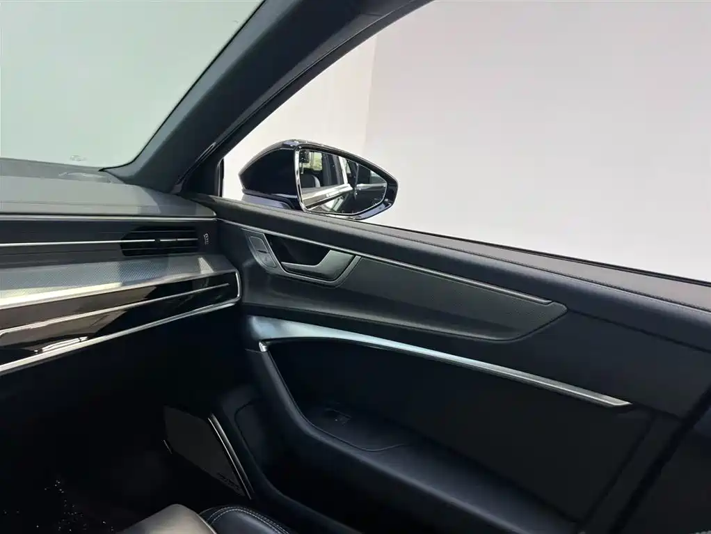 Audi A6L 2023 — фото 10