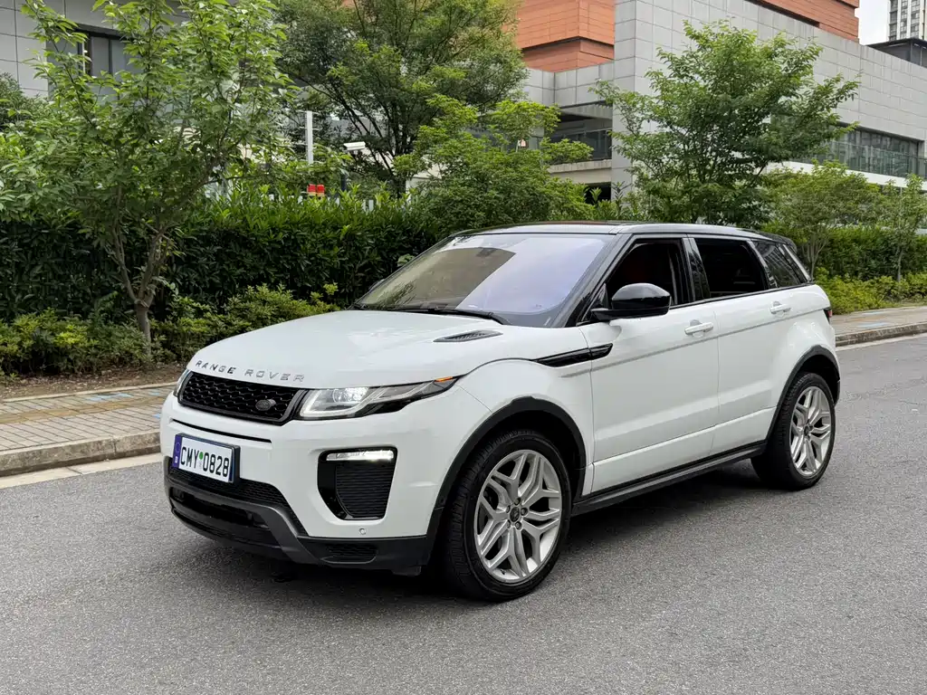 Land Rover Evoque 2018 — фото 1