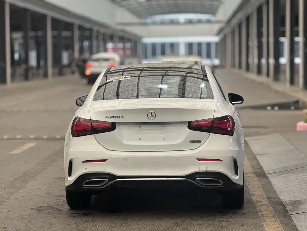 Mercedes-Benz A-Class 2023 — фото 12