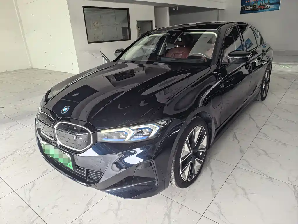 BMW i3 2024 — фото 1