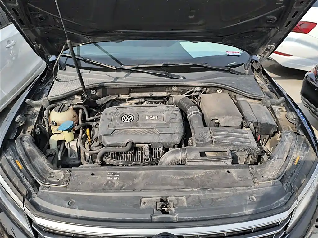 Volkswagen Passat 2018 — фото 20