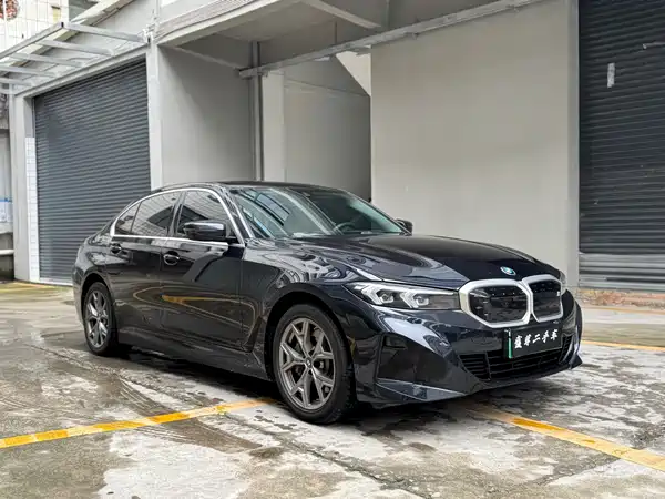 BMW i3 2023
