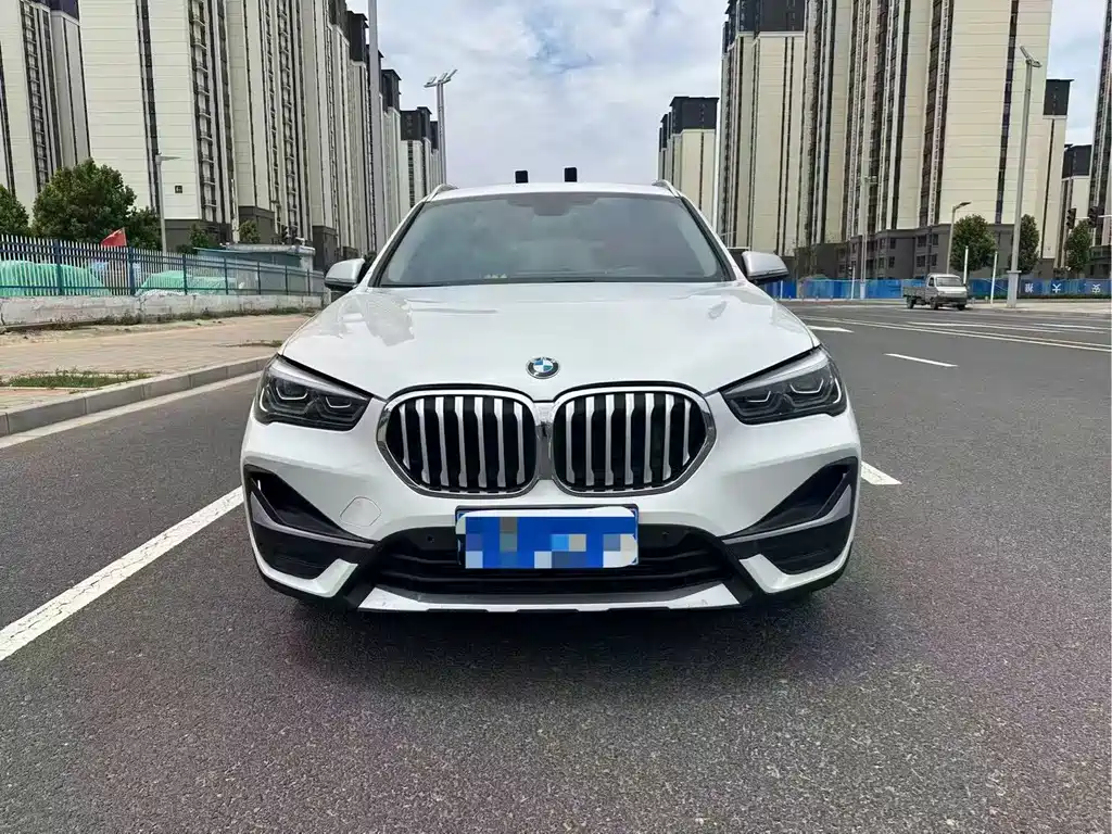 BMW X1 2021 — фото 2
