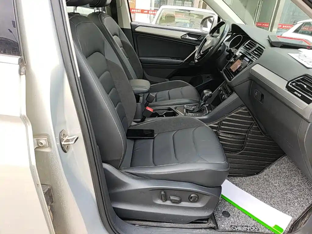Volkswagen Tiguan L 2018 — фото 25
