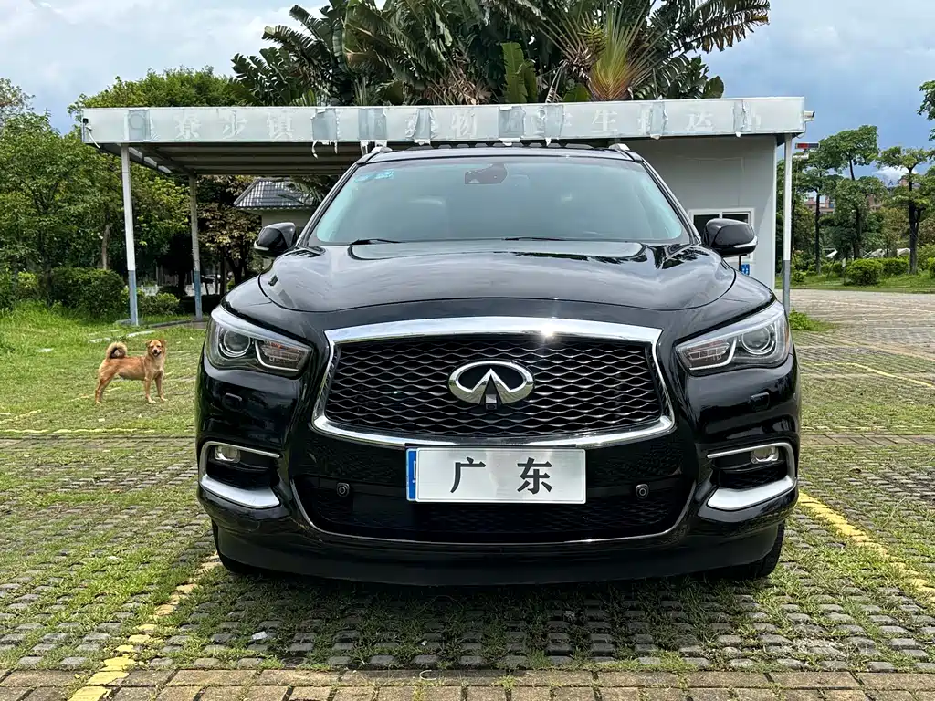 Infiniti QX60 2017 — фото 2