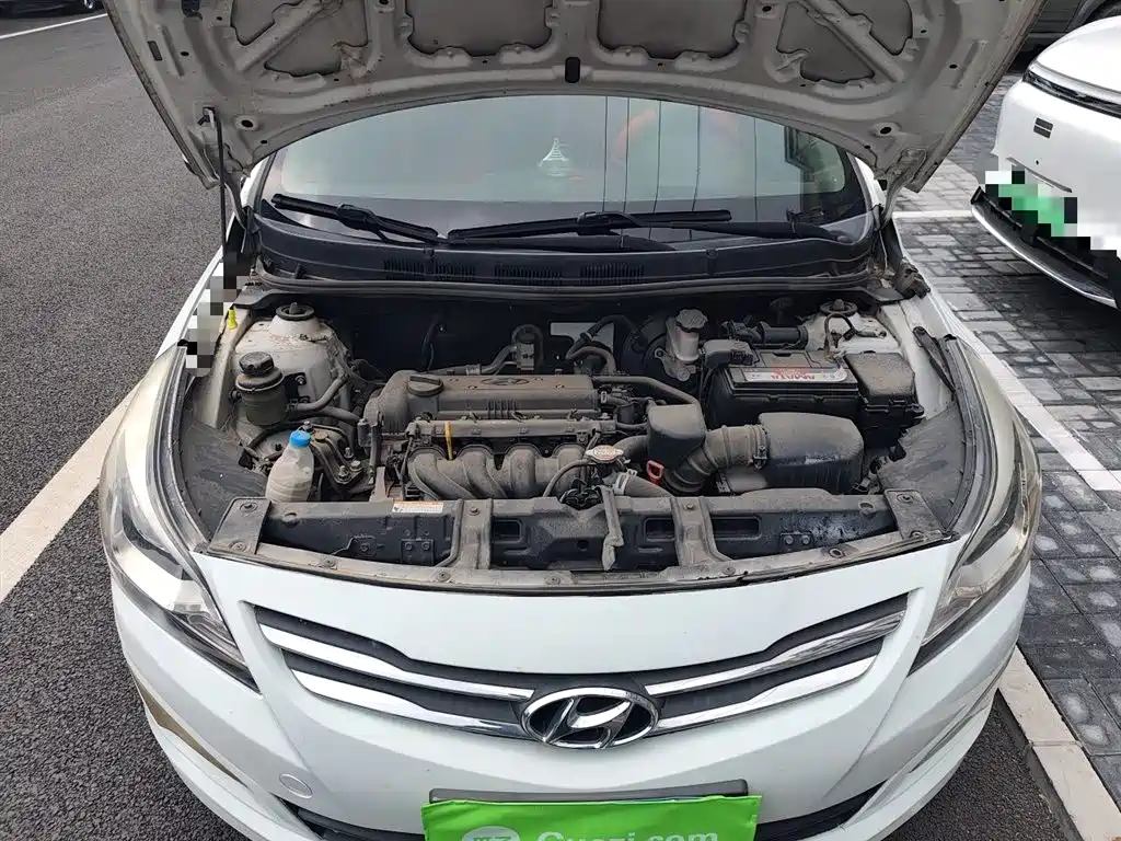 Hyundai Verna 2016 — фото 16