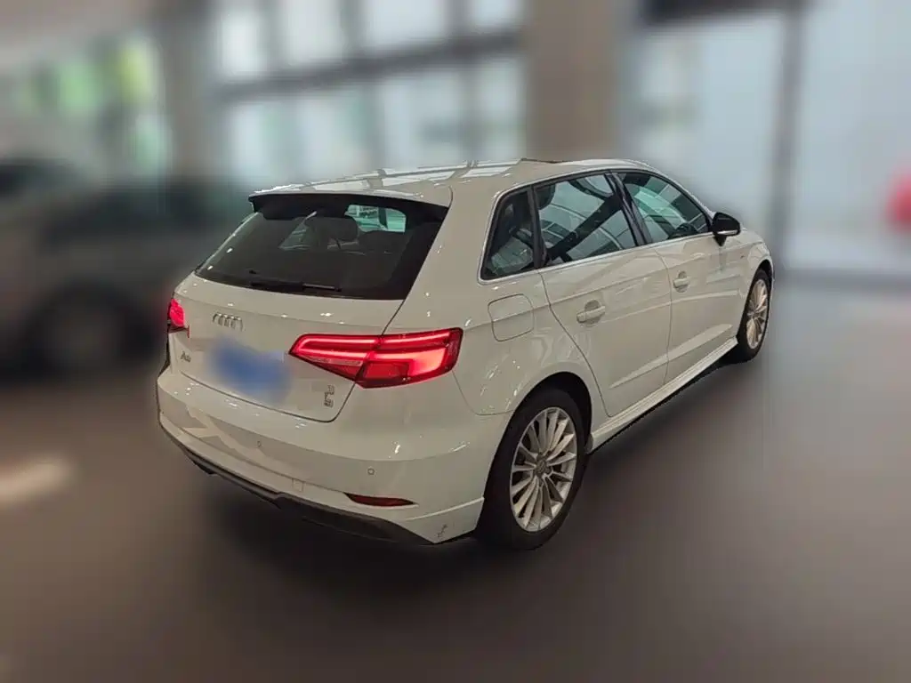 Audi A3 2017 — фото 12