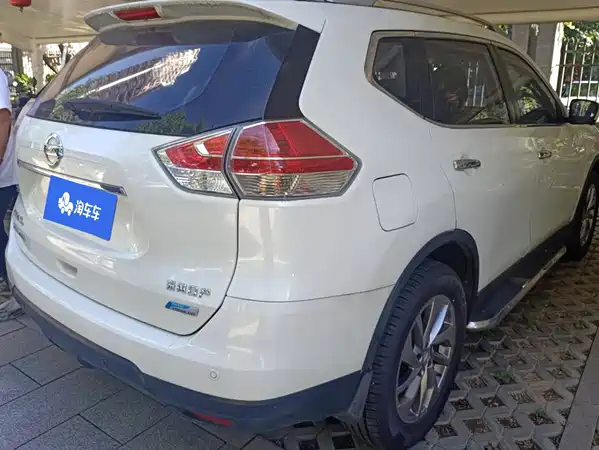 Nissan X-Trail 2014
