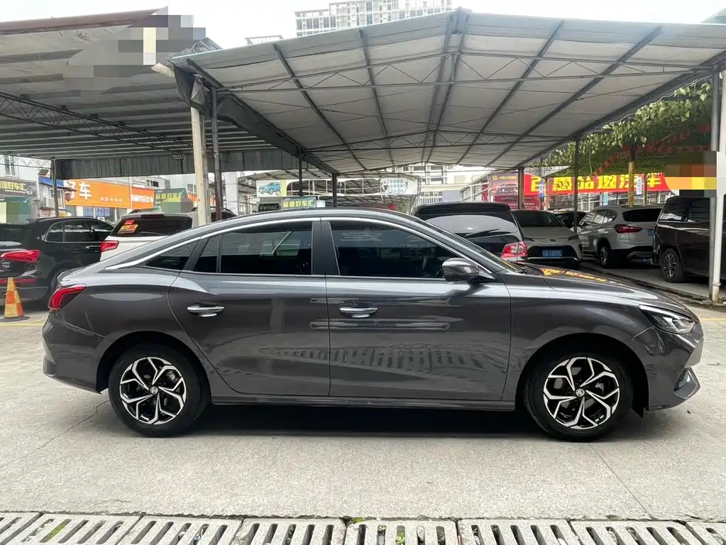 MG MG5 2024