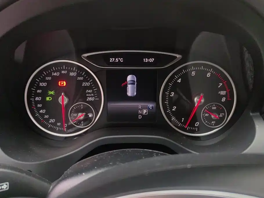 Mercedes-Benz A-Class 2017 — фото 14