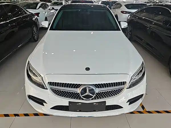 Mercedes-Benz C-Class 2020