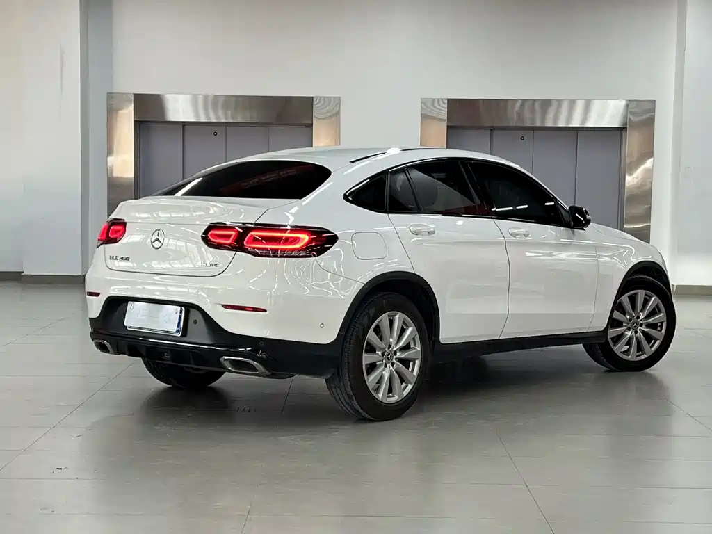 Mercedes-Benz GLC Coupe 2020 — фото 3