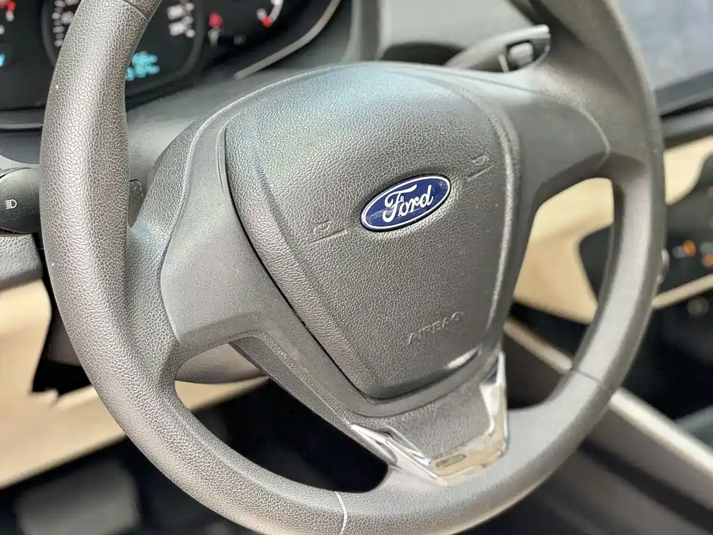 Ford Forrest 2017