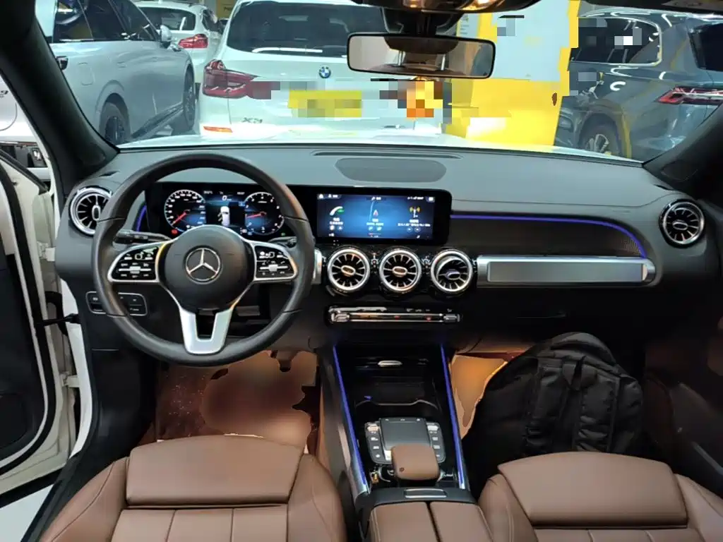 Mercedes-Benz GLB 2021 — фото 10
