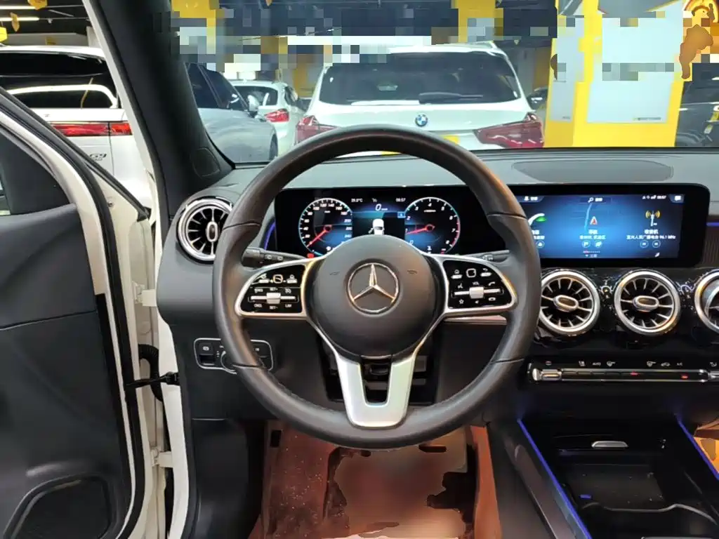 Mercedes-Benz GLB 2021 — фото 11