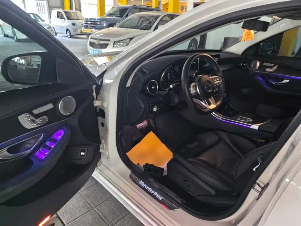 Mercedes-Benz C-Class 2021 — фото 16