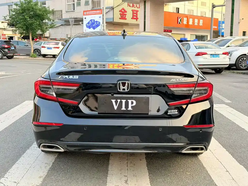 Honda Accord 2022 — фото 19