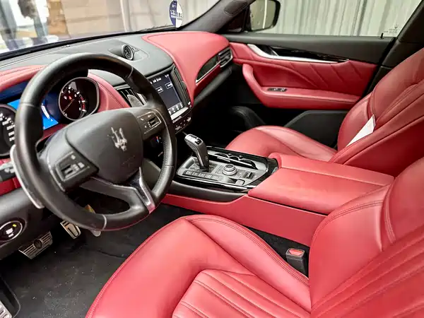 Maserati Levante 2021