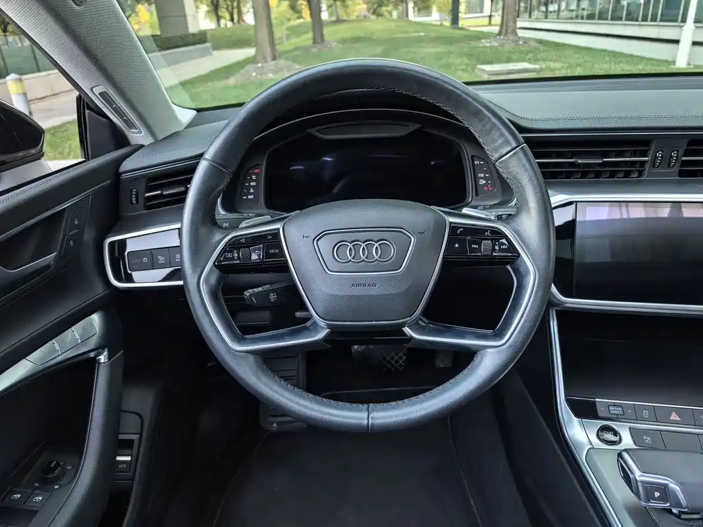 Audi A7 2021 — фото 28