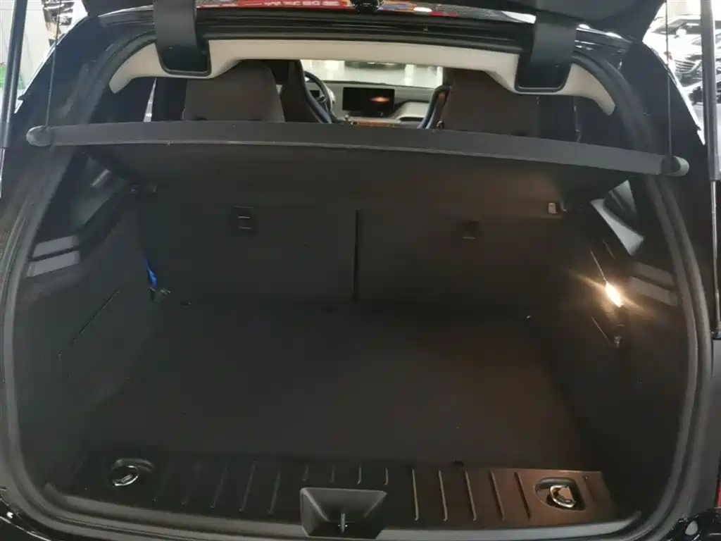 BMW i3 2019 — фото 19