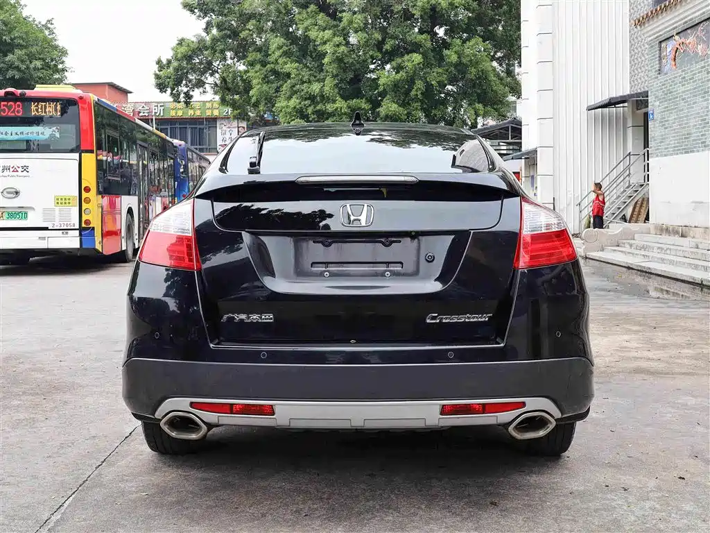 Honda Crosstour 2014 — фото 8