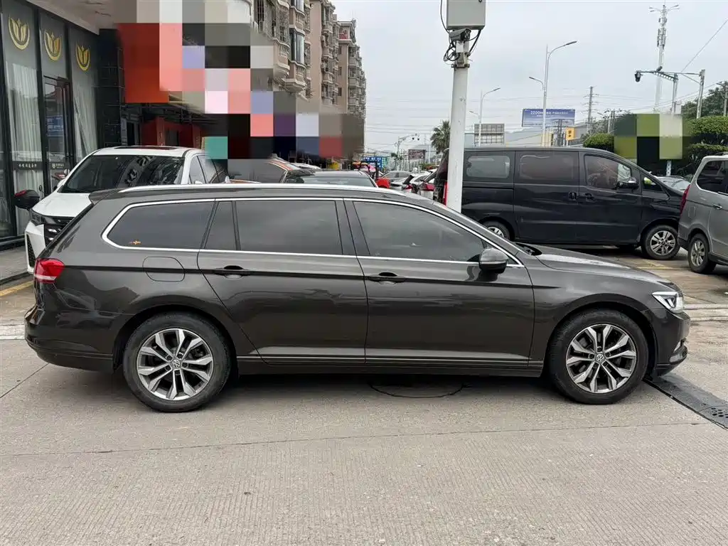 Volkswagen Viloran 2016